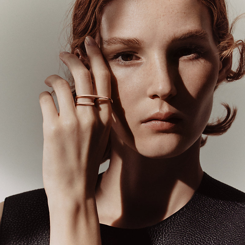 【日本未入荷★ローズ】HERMES Chaine d‘ancre Punk MM リング Chaine d'ancre Punk ring, small model | Hermès USA